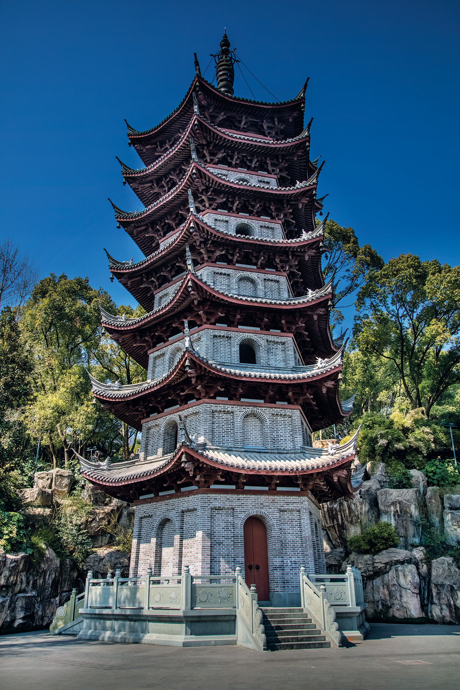 嵊州鹿山公園應(yīng)天塔